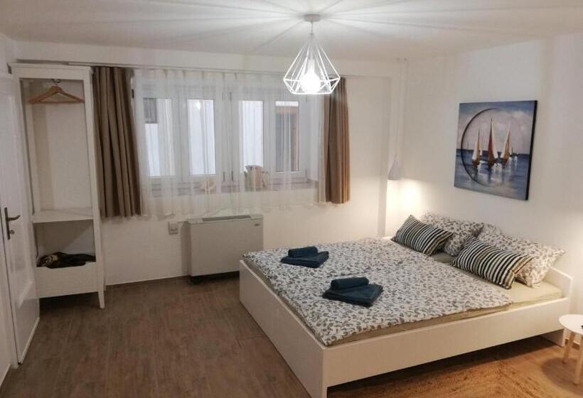 آپارتمان 1 خوابه همکف, Apartments Prima Z