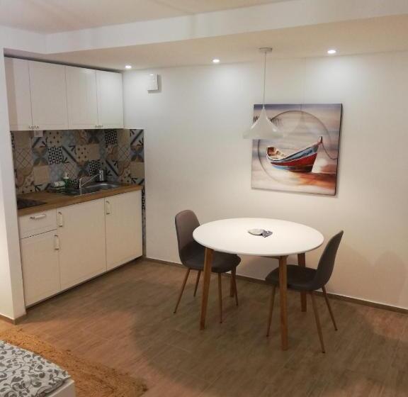 آپارتمان 1 خوابه همکف, Apartments Prima Z