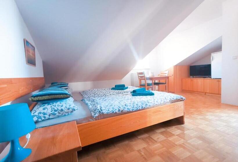 اتاق استاندارد با بالکن, Apartments Prima Z