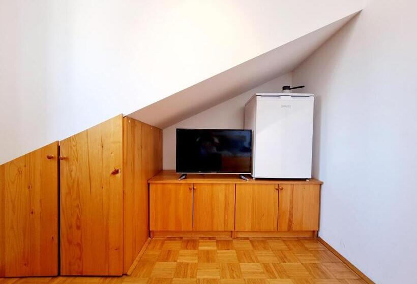 اتاق استاندارد با بالکن, Apartments Prima Z