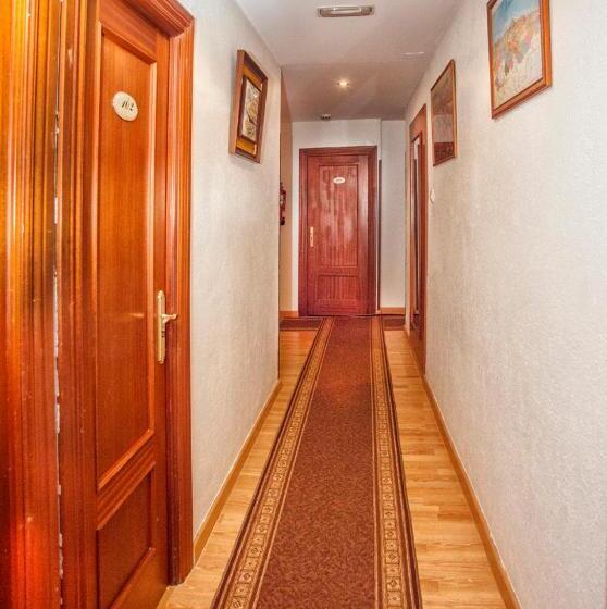 バスルーム共有のシングルスタンダード, Hostal Goias