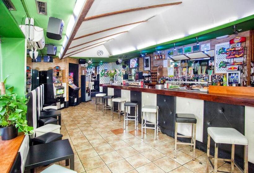 バスルーム共有のシングルスタンダード, Hostal Goias