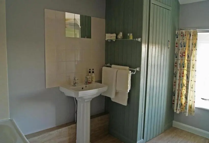 Camera Standard, The Old Smithy Bed & Breakfast