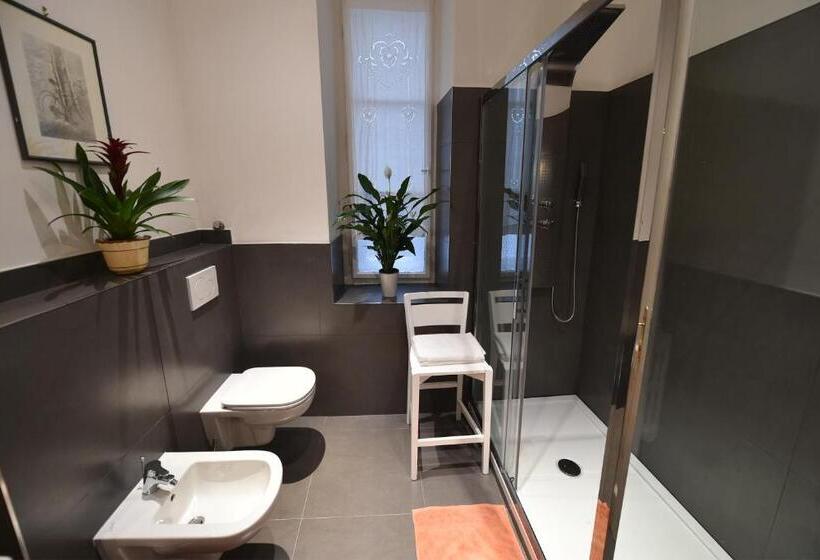 اتاق استاندارد با سرویس بهداشتی مشترک, B&b Al Giardino Leonor