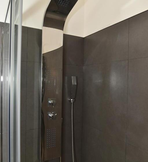 اتاق استاندارد با سرویس بهداشتی مشترک, B&b Al Giardino Leonor