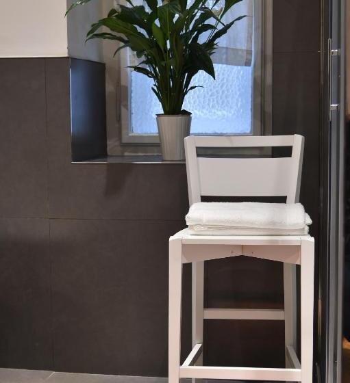 اتاق استاندارد با سرویس بهداشتی مشترک, B&b Al Giardino Leonor