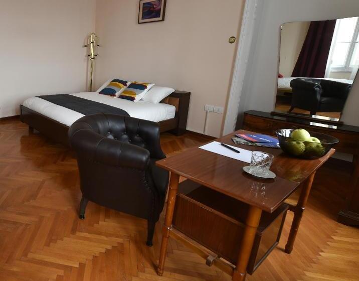 اتاق استاندارد با سرویس بهداشتی مشترک, B&b Al Giardino Leonor