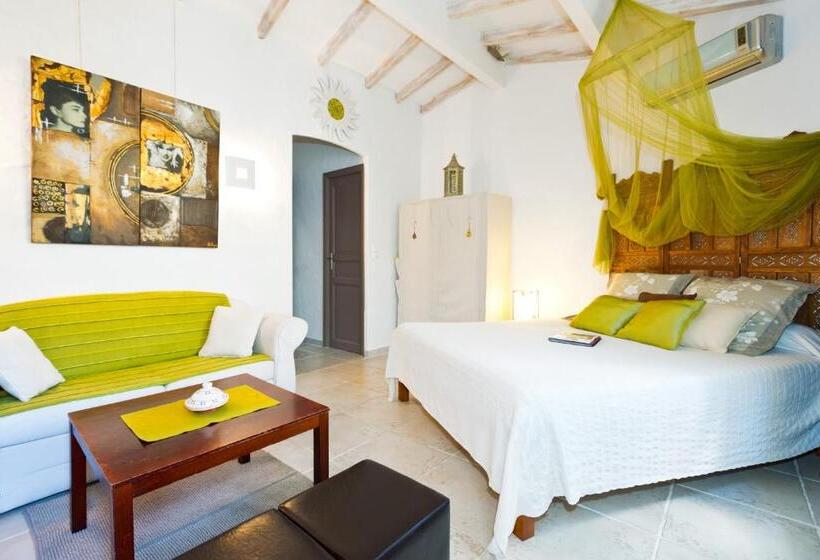 标准间, La Pergola