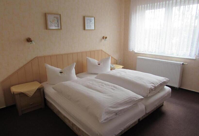 Номер Стандарт, Pension Am Heiderand