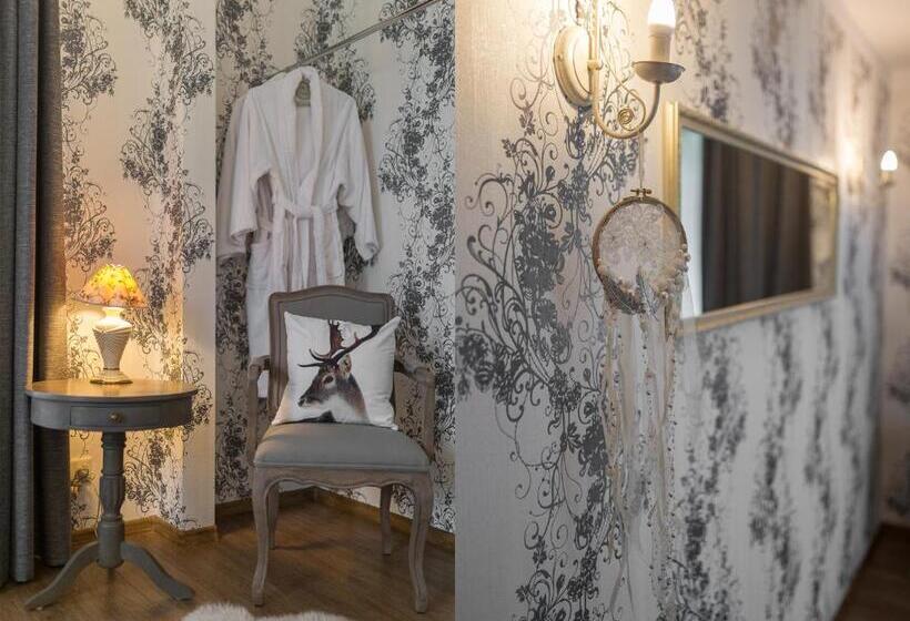 اتاق استاندارد, Park Apartments