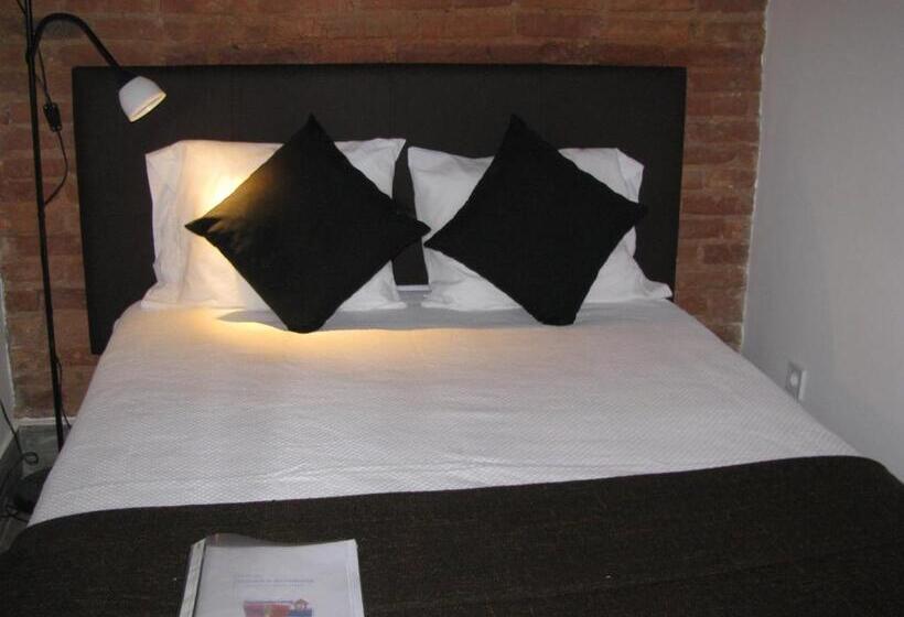 ファミリーステューディオ, Galega Guest House