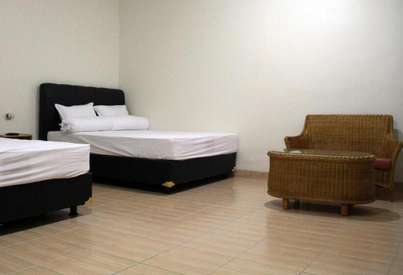 패밀리 룸, Green Leaf Guest House By Sinergi