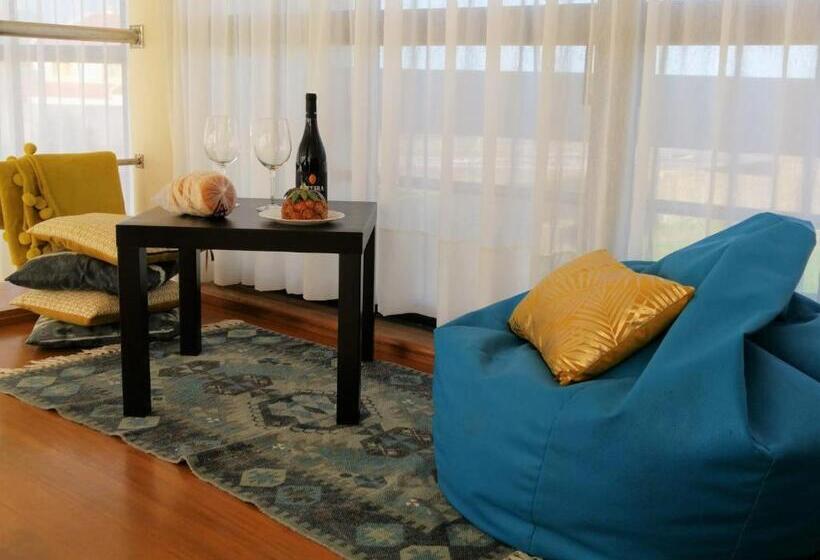 חדר דלוקס עם מרפסת נוף לים, Surf & Guest Lorena´s House