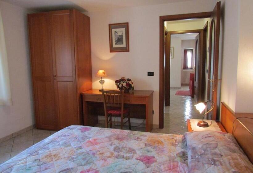 דירה בת חדר שינה 1 עם מרפסת, Residence Du Chateau