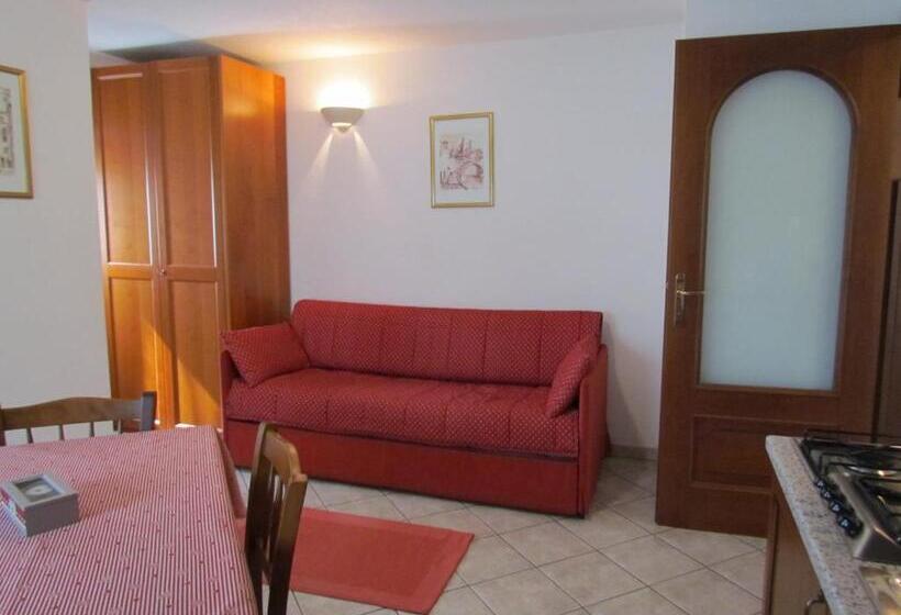 דירה בת חדר שינה 1 עם מרפסת, Residence Du Chateau