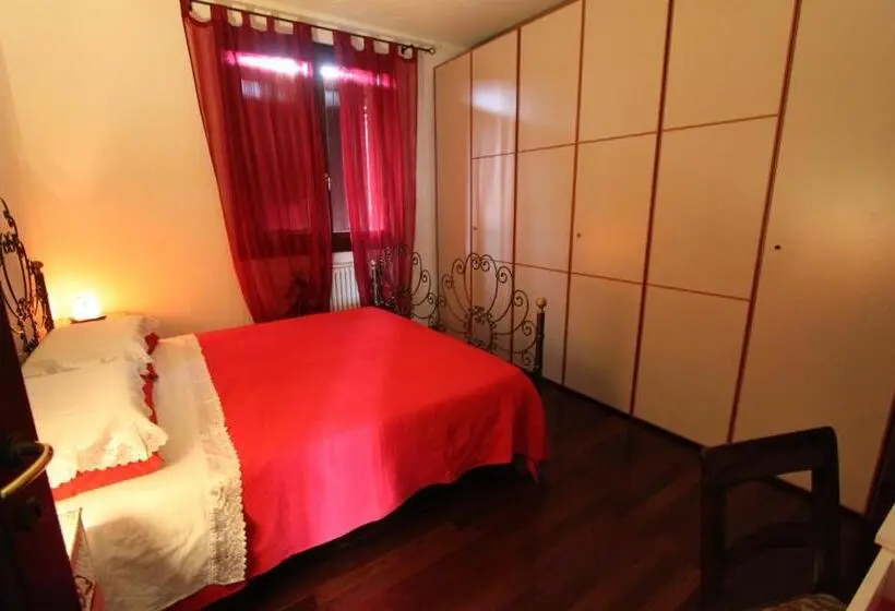デラックスルーム, B&b Le Ragazze
