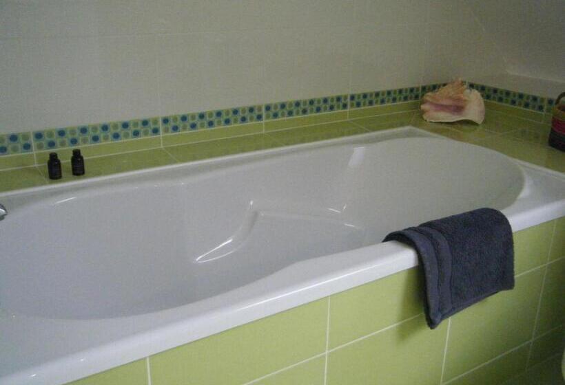 חדר משפחתי, Les Chambres Du Manoir De Kerhel