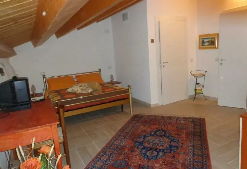 デラックスルーム, Agriturismo Sorgente Di Luna