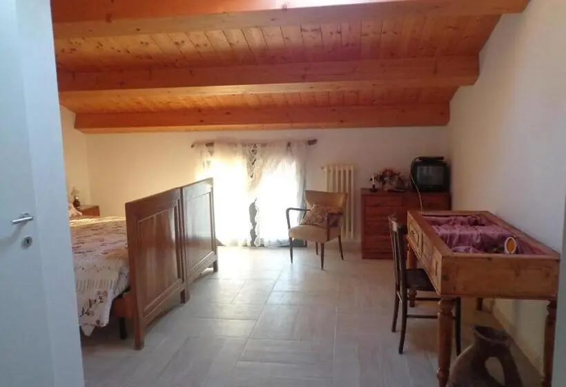 スーペリアールーム, Agriturismo Sorgente Di Luna