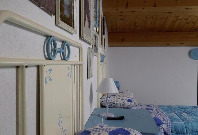 اتاق استاندارد, Agriturismo Sorgente Di Luna