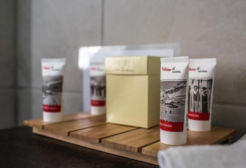 デラックスルーム, Andino