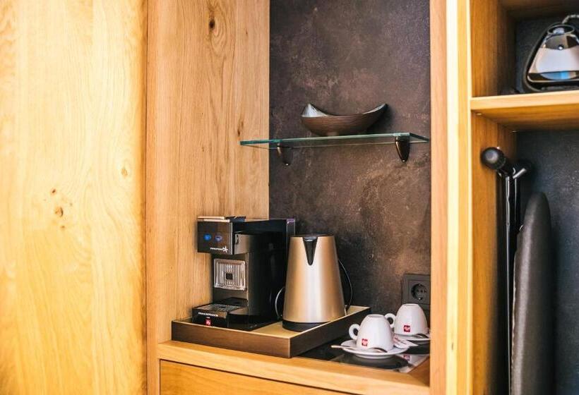 デラックスルーム, Andino