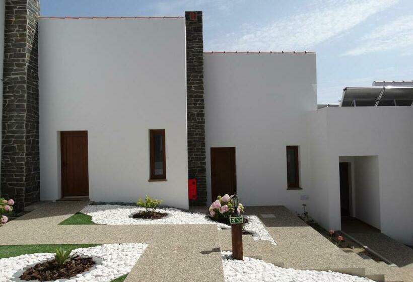 غرفة قياسية رباعية, Falésias Da Arrifana