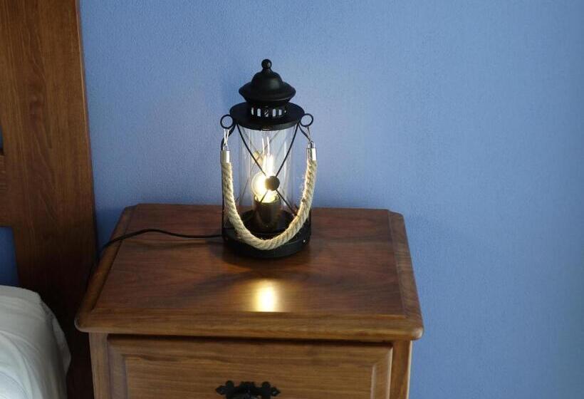 غرفة قياسية, Falésias Da Arrifana