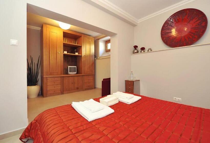 اتاق استاندارد با سرویس بهداشتی مشترک, Cosy Bedrooms Guest House