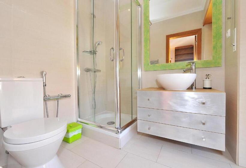 سوییت اجرایی, Cosy Bedrooms Guest House