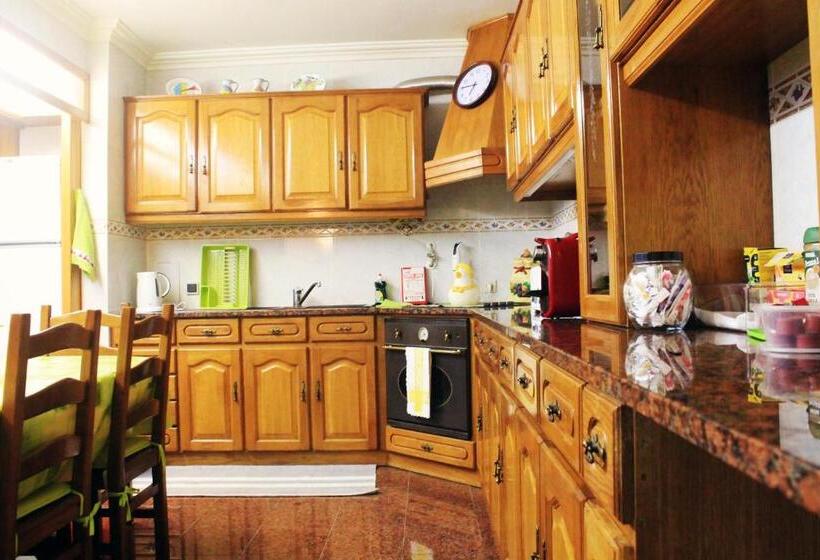 Номер Стандарт Совместная Ванная, Guesthouse Pombinha