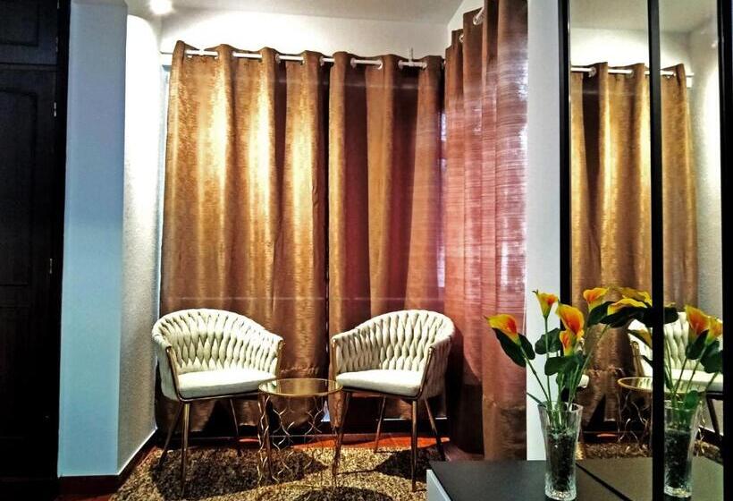 اتاق استاندارد با سرویس بهداشتی مشترک, Guesthouse Pombinha