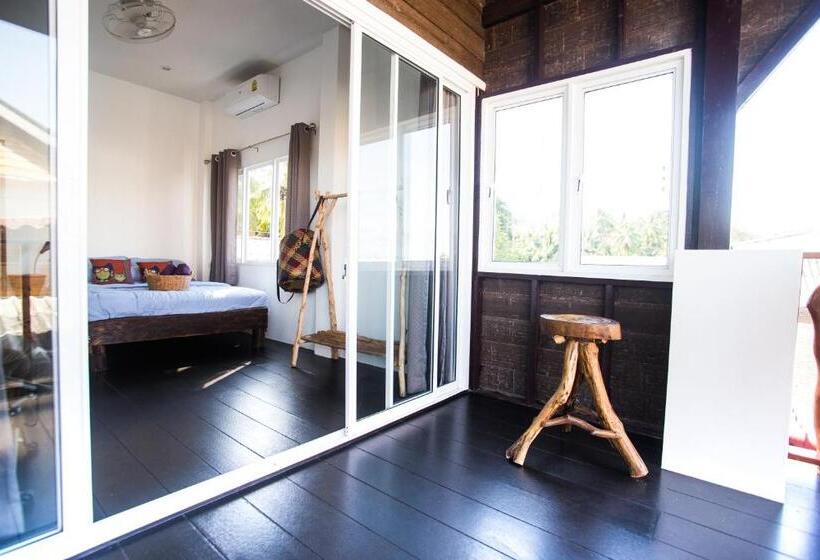 اتاق استاندارد با بالکن, Sweet Life Guesthouse