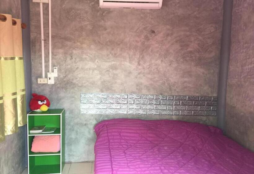 Номер Стандарт Вид на Горы, Khao Kho Copter Hill