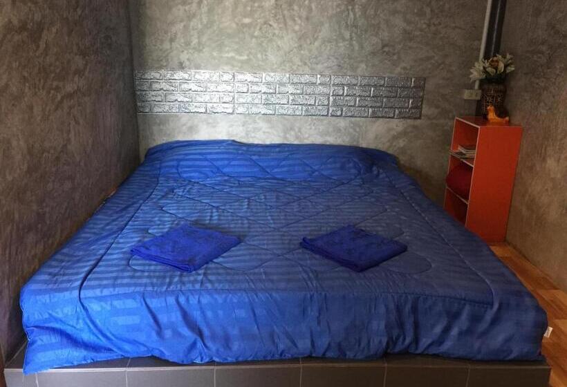 マウンテンビュースタンダードルーム, Khao Kho Copter Hill