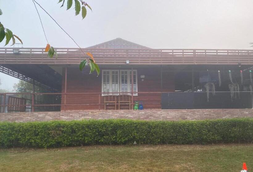 غرفة قياسية, Khao Kho Copter Hill