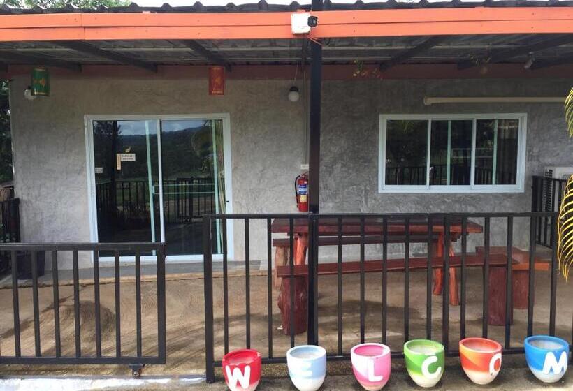 ファミリールーム, Khao Kho Copter Hill