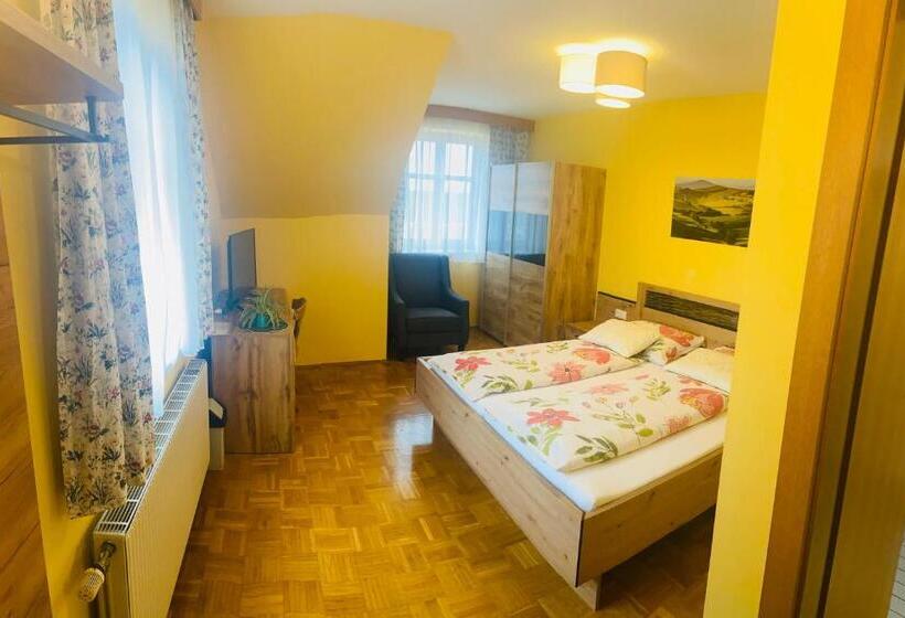 Номер Стандарт, Gasthof Wagner Restaurant Pension