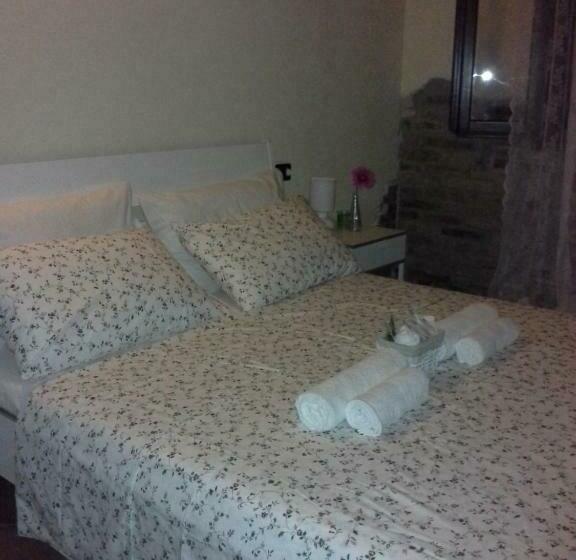 디럭스 룸, B&b Happiness In The Country