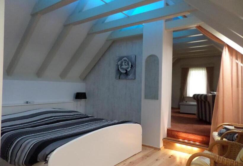 Семейный Номер Deluxe, B&b Huize Cossee