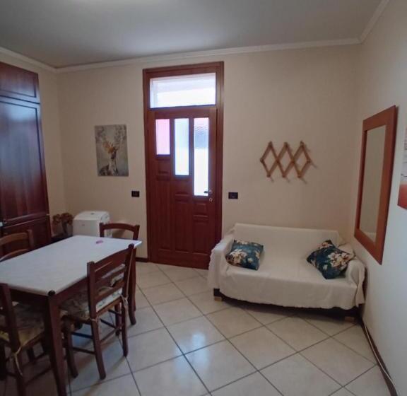 דירת חדר, B&b Miele