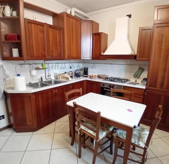 דירת חדר, B&b Miele