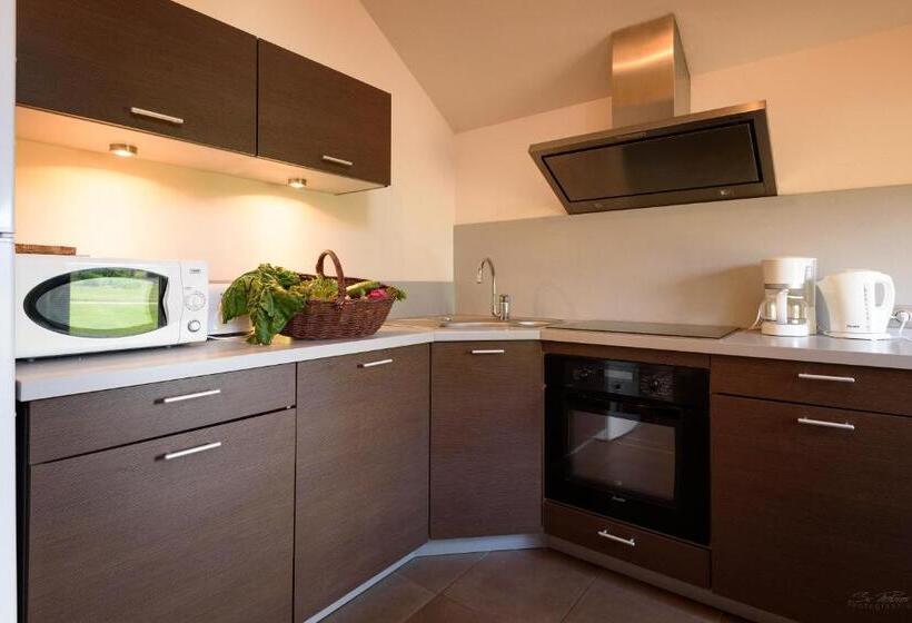 בית, 3 חדרי שינה, Hameau Des Damayots