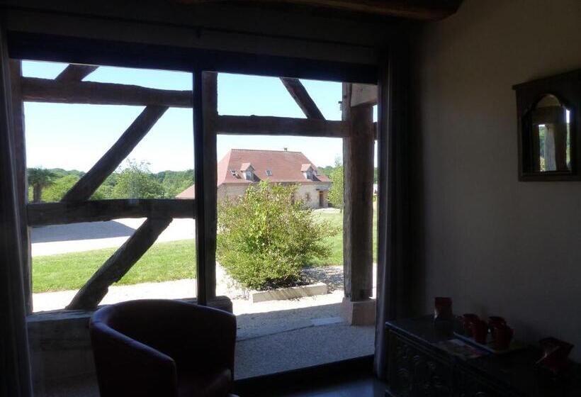 ガーデンビュースイート, Hameau Des Damayots