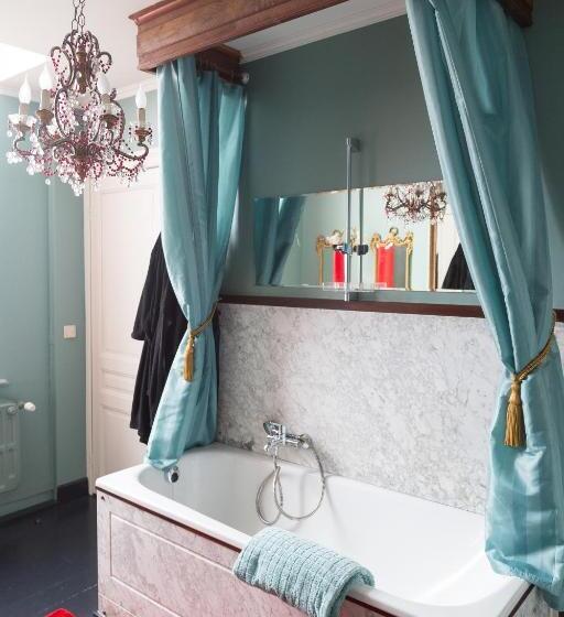 סוויטה דלוקס, Maison D Artiste