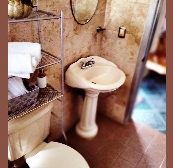 Standard room with outdoor bath, Casa Del Pintor Chetumal