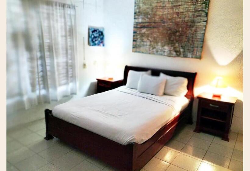 Standard room with outdoor bath, Casa Del Pintor Chetumal