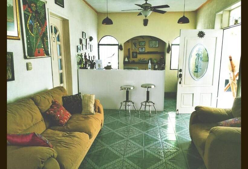 חדר סטנדרט חדר אמבטיה משותף, Casa Del Pintor Chetumal