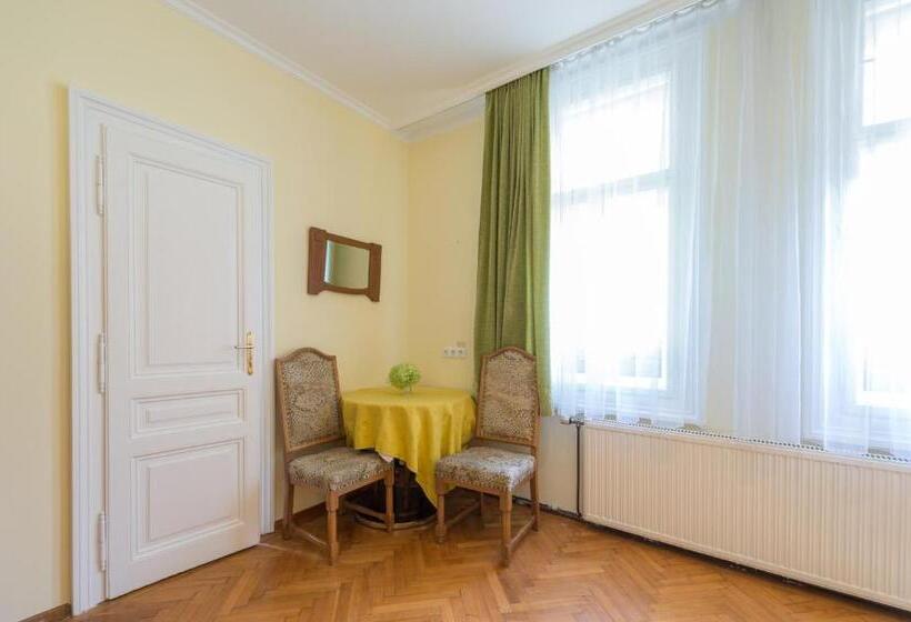 スタンダードルーム, Villa Neuwirth