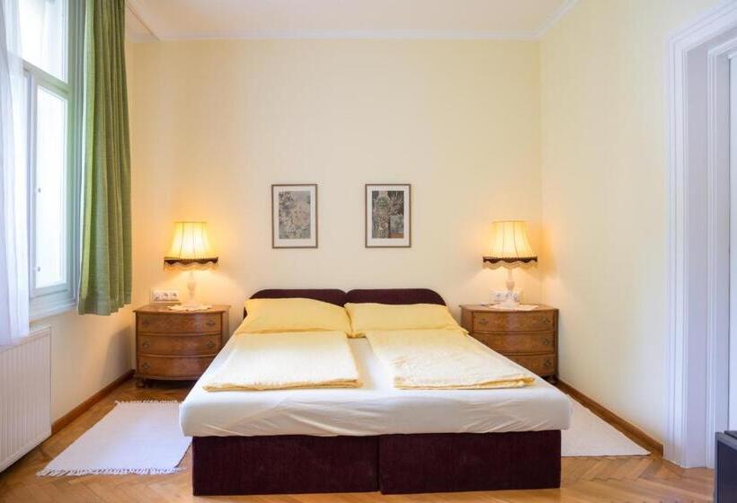 スタンダードルーム, Villa Neuwirth